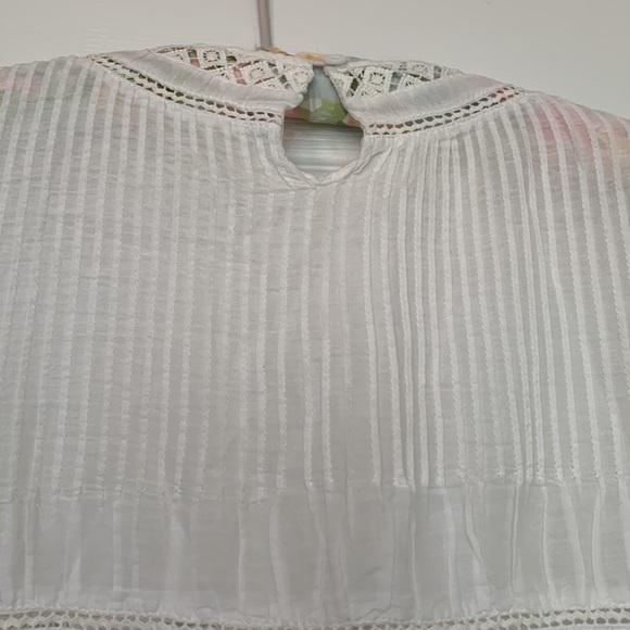 - Get ready for spring  white linen dress with lace inset design - Picture 4 of 8